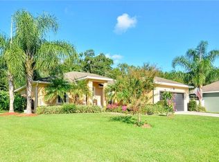 1709 Oakwood Estates Dr, Plant City, FL 33563