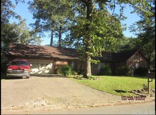 6612 Tena Ln, Little Rock, AR 72209