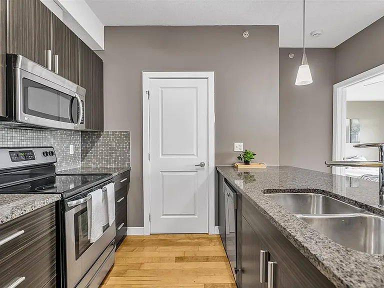NW Millrise Dr SW — Photo 7