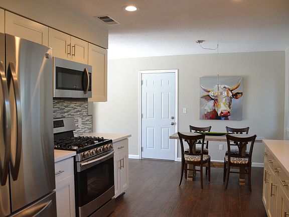 2nd image of 2255 Wildberry Ln