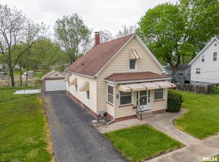 1451 E North St, Galesburg, IL 61401