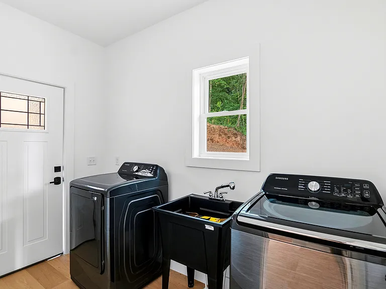 10 Stoner Rd — Photo 13