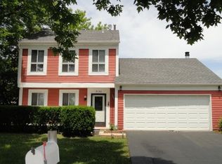 5140 Portage Ln, Gurnee, IL 60031