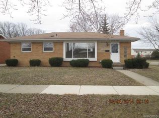 8404 Darlene St, Warren, MI