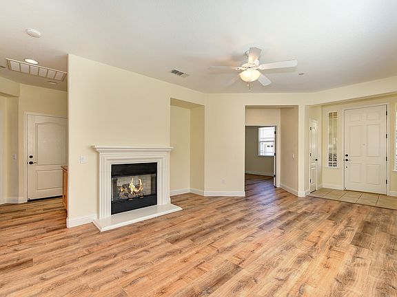 4th image of 1433 Cypress Ln