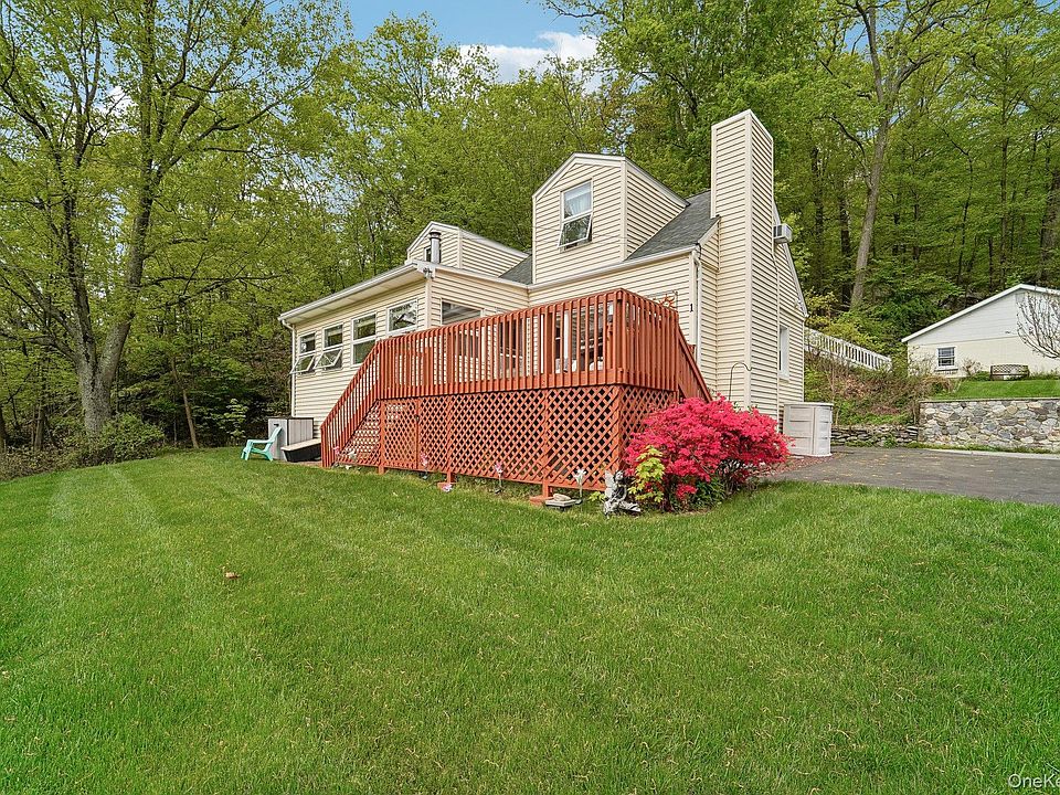 1st image of 1 Brook Court