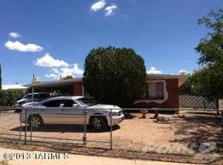 7049 S Lundy Dr, Tucson, AZ 85756