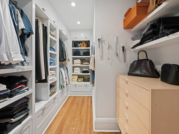 136 East 36th Street image 13 of 26