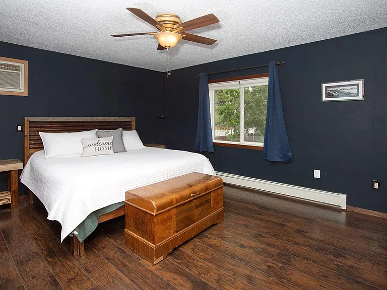 924 Trent Cir — Photo 4
