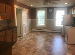 82 Summit St #2, Clinton, MA 01510