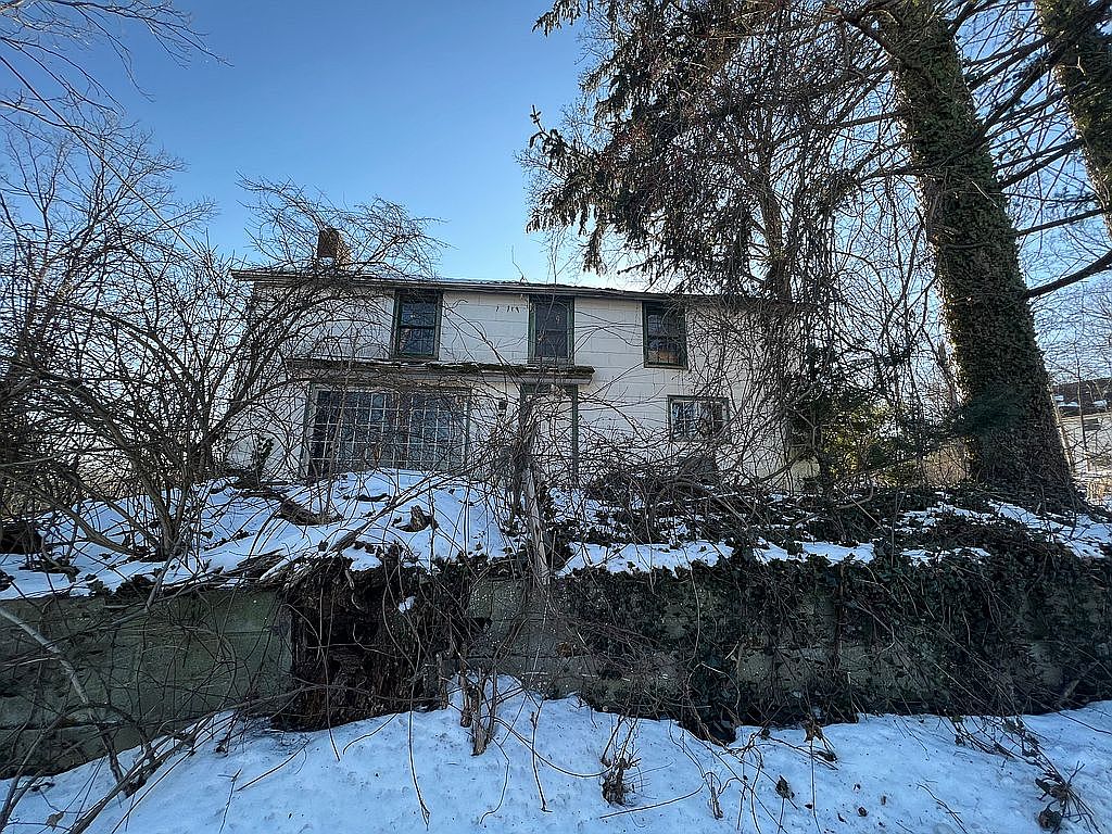 222 Old Hopewell Rd, Wappingers Falls, NY 12590 Zillow