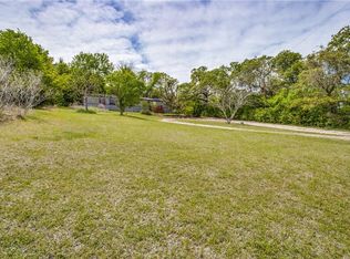 145 W Cherry Dr, Azle, TX 76020