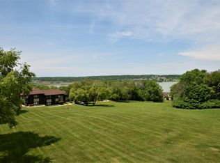 82 Red Chimney Rd #6, Lake Geneva, WI 53147