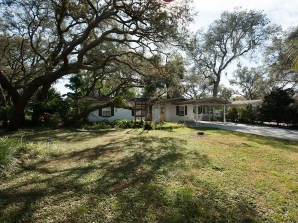 810 W 116th Ave, Tampa, FL 33612