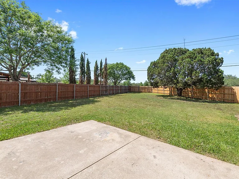 1809 Vanderhill Cv — Photo 37
