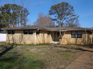 2206 Barrywood Rd NW, Huntsville, AL 35810