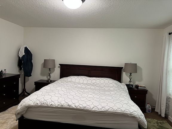 5th image of 10305 NE 143rd Ave