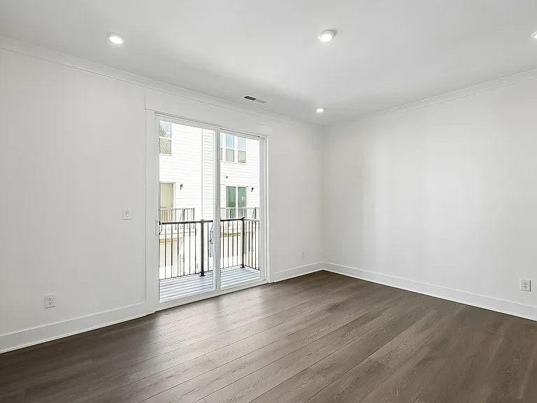 1140 Kokomo Ln — Photo 10