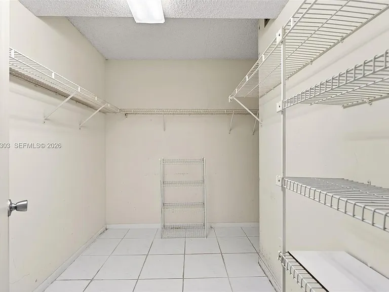 1400 SW 124th Ter #111Q — Photo 18