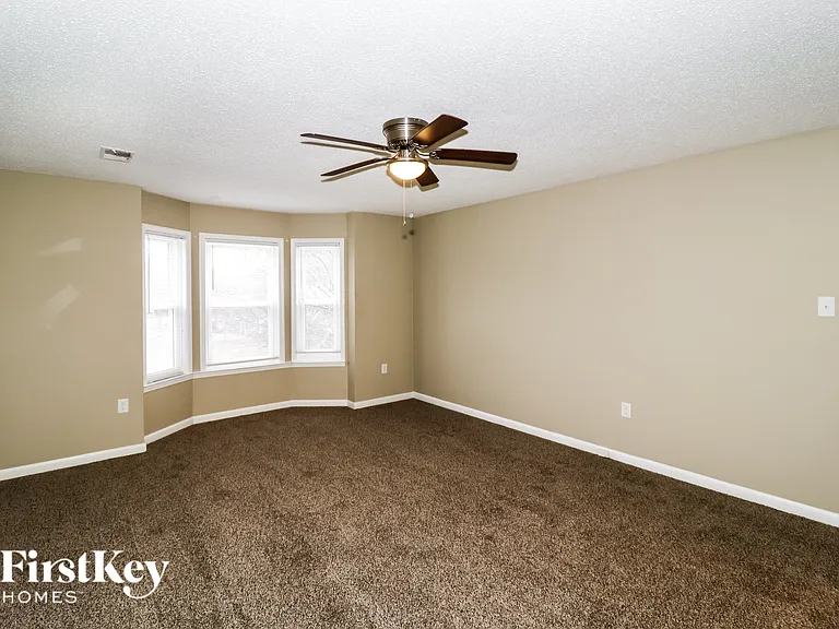 8117 S Regis Pl — Photo 11