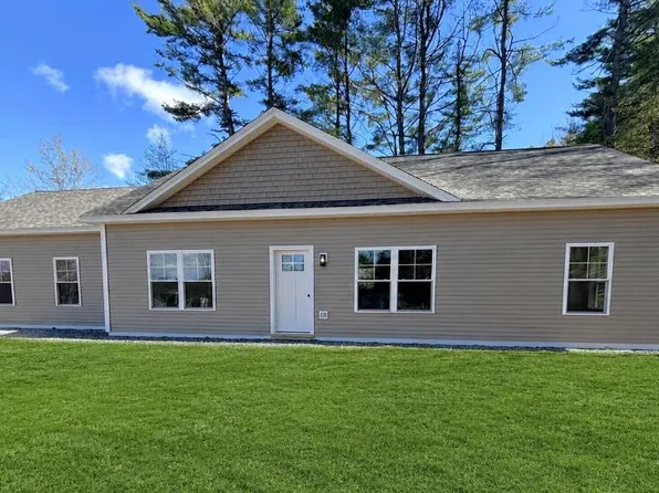 15 Car-Ty Court, Lewiston, ME 04240