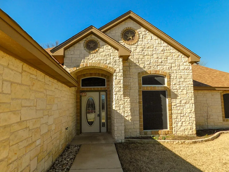 244 Ariana Ct