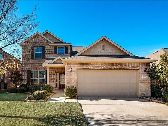 2nd image of 1709 Medina Ln