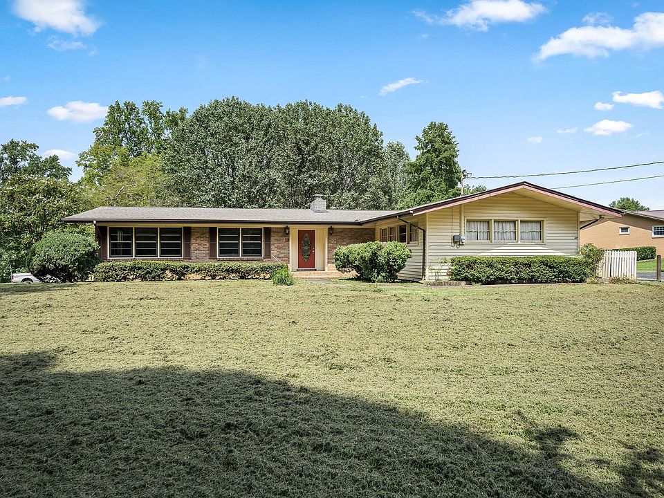 1st image of 42 Hillwood Cir
