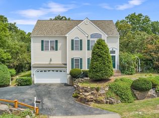 208 Falls Blvd, Quincy, MA 02169