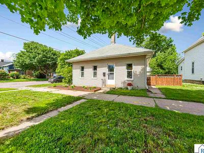 702 N Broad St, Mankato, MN, 56001