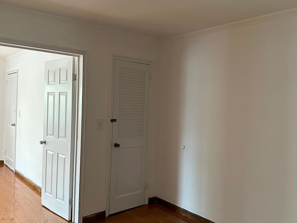 1st image of 151 Midland Pl Floor 1