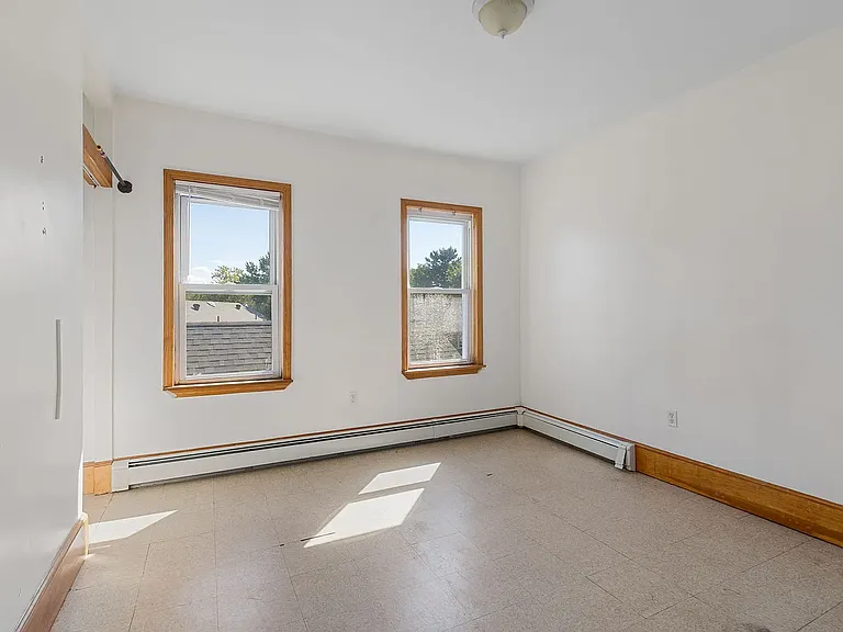 237 Webster Ave #3 — Photo 3