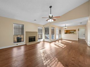 1316 Maplewood Dr, Lewisville, TX 75067
