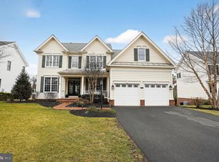 15141 Golf View Dr, Haymarket, VA 20169