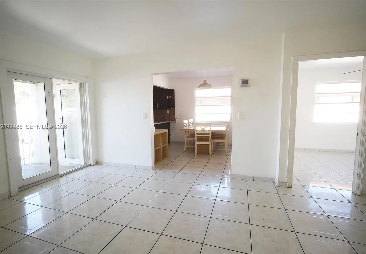 Amd Plat Venice Heights — Photo 4