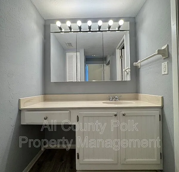 1836 N Crystal Lake Dr N #5 — Photo 22