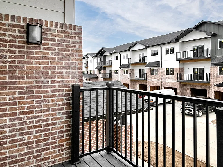 The Brink at Ridgeview — Photo 52