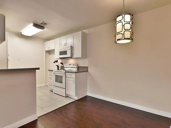 5th image of 2300 S Hacienda Blvd APT D3