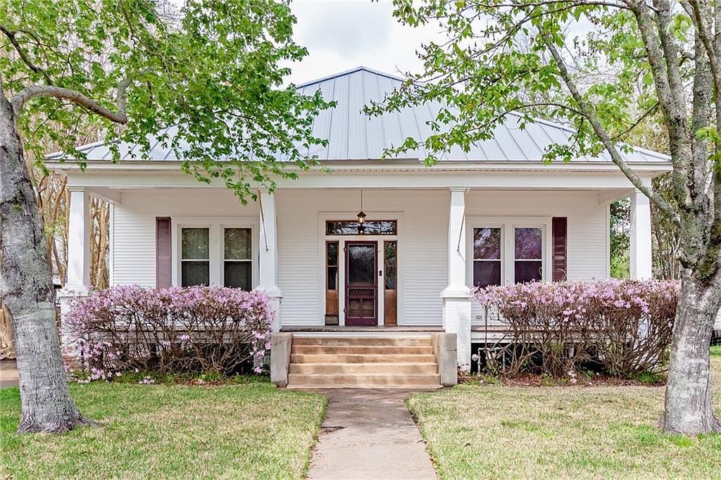 2022 Polk St Alexandria La 71301 Mls 161213 Zillow