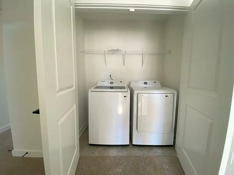 1259 Westgate Village Dr — Photo 5