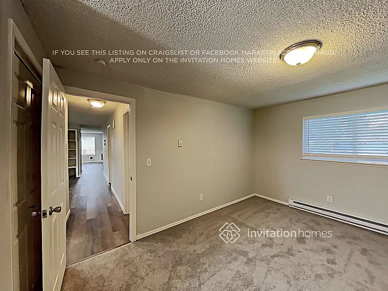 12428 42nd Ave NE — Photo 9