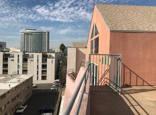 6700 Franklin Pl APT 303, Los Angeles, CA 90028