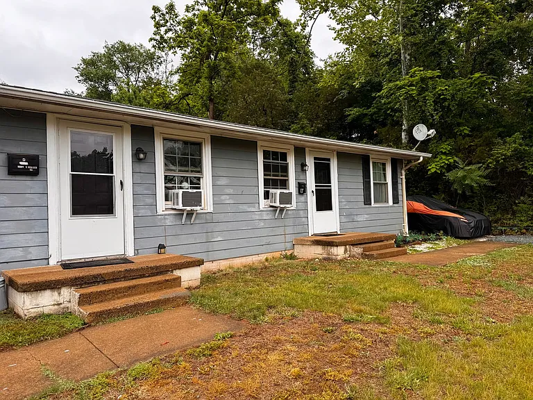 1508 6th St SE — Photo 1