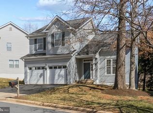 20680 Longbank Ct, Sterling, VA 20165