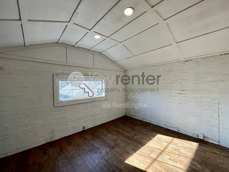 705 Barton Ave — Photo 15