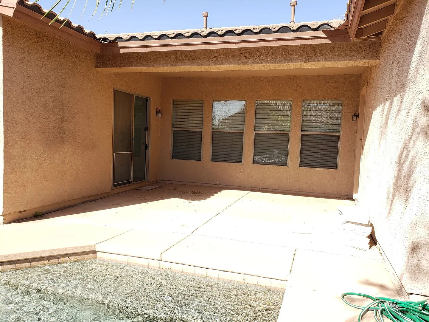 Coming Soon - Large Renovated Home In Shadow Ridge With Lovely Private Pool — Photo 4