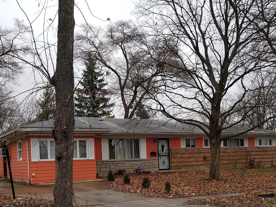 1st image of 482 Shabbona Dr