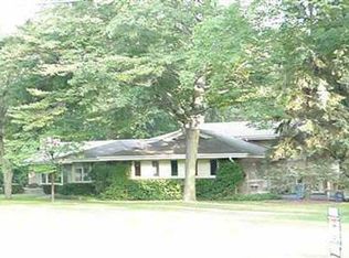 2193 Crestline Dr Burton MI 48509 Zillow