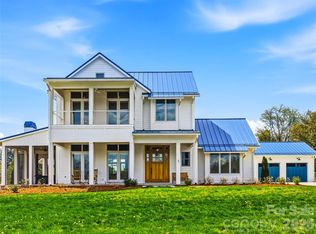 5 Sweetgrass Ln, Fletcher, NC 28732