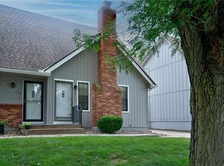 131 SW Donovan Rd, Lees Summit, MO 64063